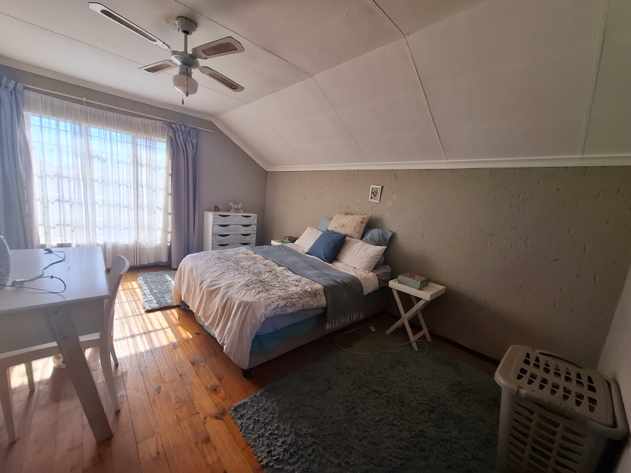 3 Bedroom Property for Sale in Sonneveld Gauteng