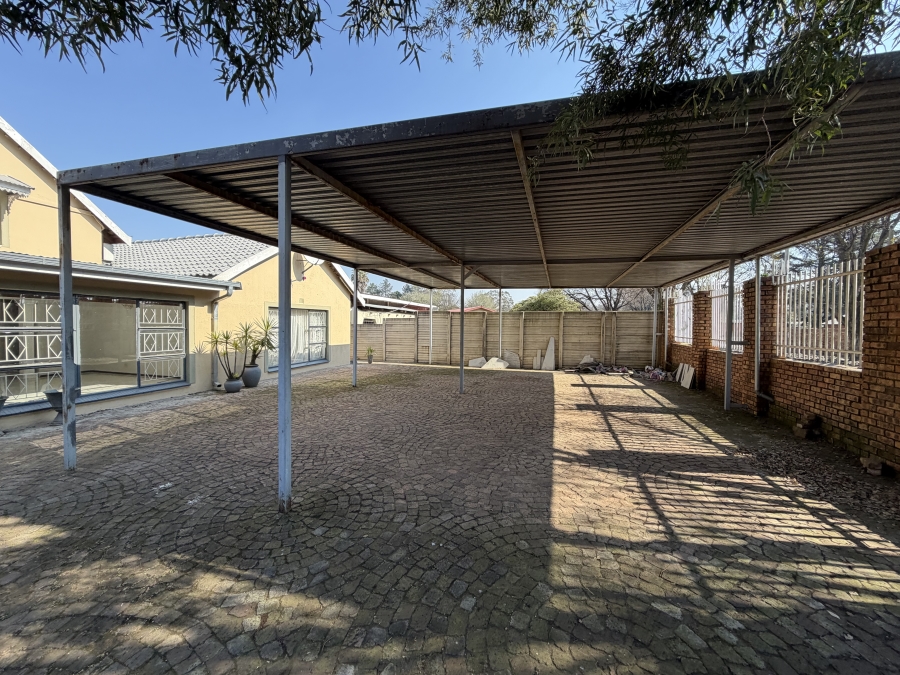 4 Bedroom Property for Sale in Brenthurst Gauteng