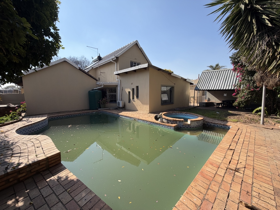 4 Bedroom Property for Sale in Brenthurst Gauteng