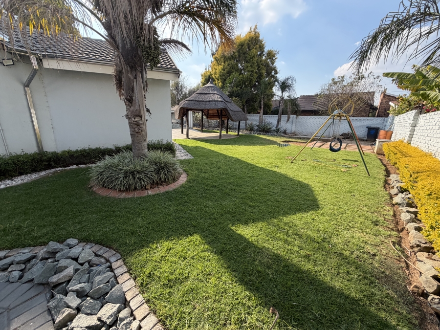 3 Bedroom Property for Sale in Sunward Park Gauteng