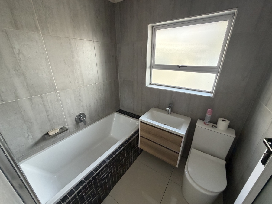 3 Bedroom Property for Sale in Sunward Park Gauteng