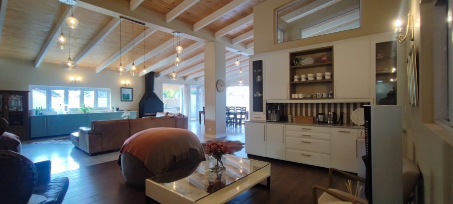 4 Bedroom Property for Sale in Eldoraigne Gauteng