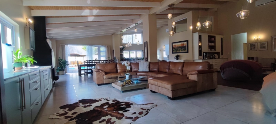 4 Bedroom Property for Sale in Eldoraigne Gauteng
