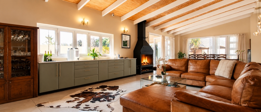 4 Bedroom Property for Sale in Eldoraigne Gauteng