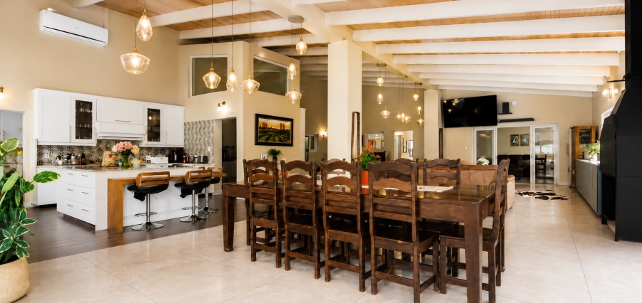 4 Bedroom Property for Sale in Eldoraigne Gauteng