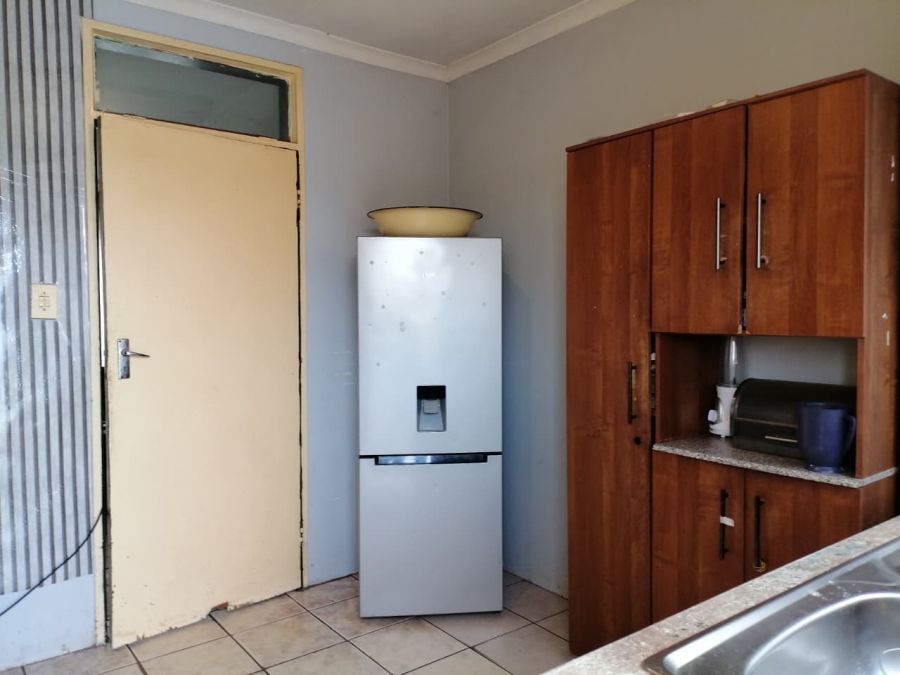 2 Bedroom Property for Sale in Mohlakeng Gauteng