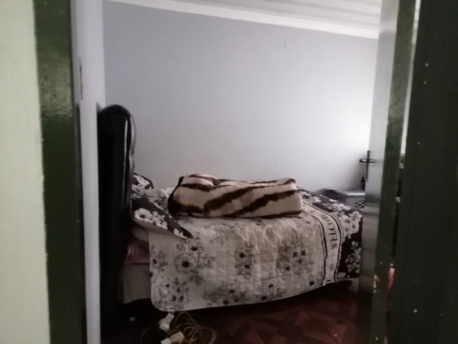2 Bedroom Property for Sale in Mohlakeng Gauteng
