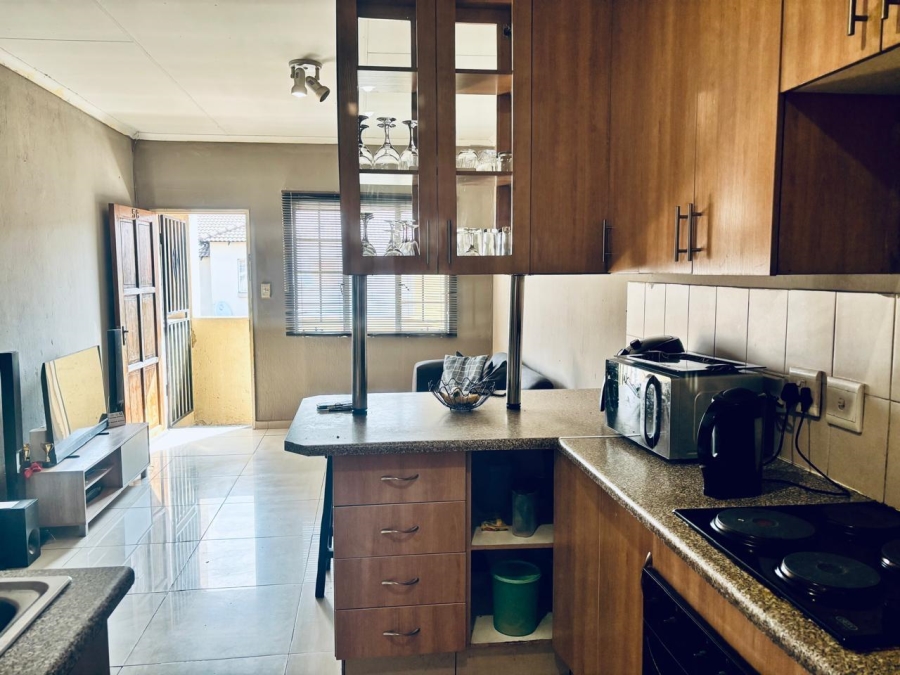 2 Bedroom Property for Sale in Elspark Gauteng