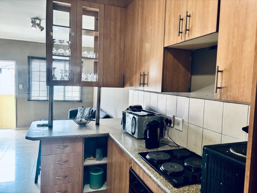 2 Bedroom Property for Sale in Elspark Gauteng