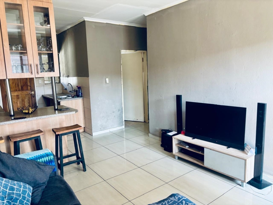 2 Bedroom Property for Sale in Elspark Gauteng