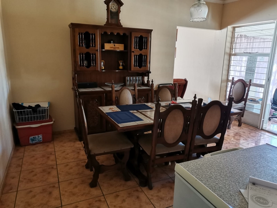 3 Bedroom Property for Sale in Dunnottar Gauteng