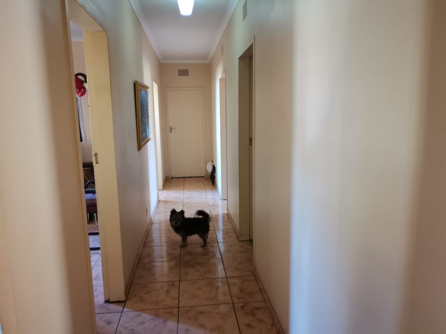 3 Bedroom Property for Sale in Dunnottar Gauteng