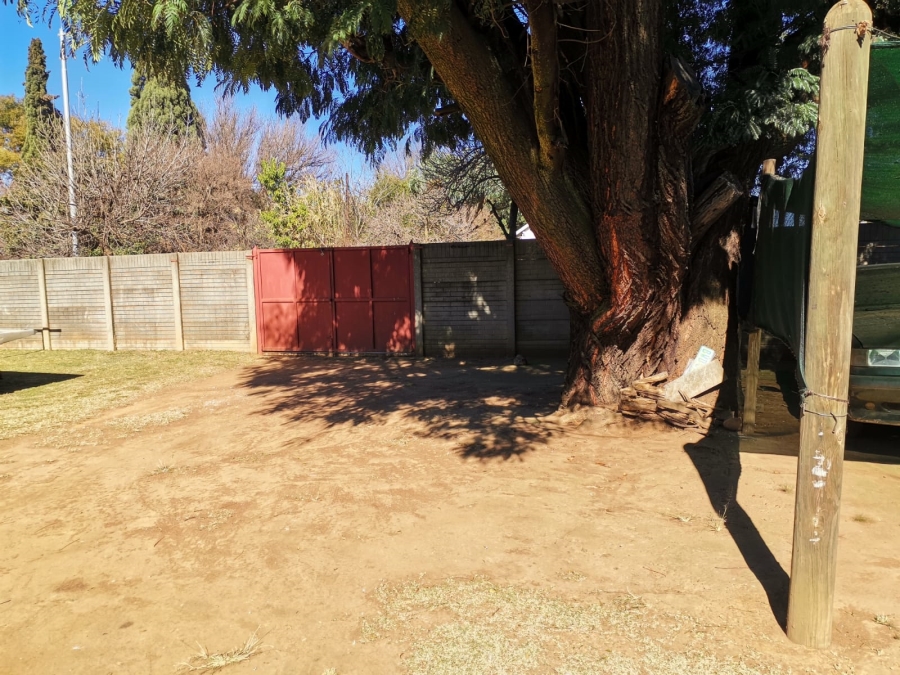 3 Bedroom Property for Sale in Dunnottar Gauteng