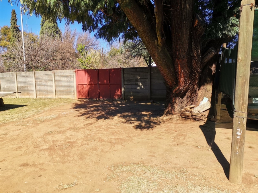 3 Bedroom Property for Sale in Dunnottar Gauteng
