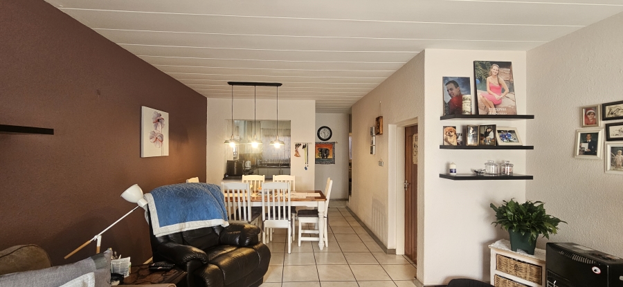 2 Bedroom Property for Sale in New Redruth Gauteng