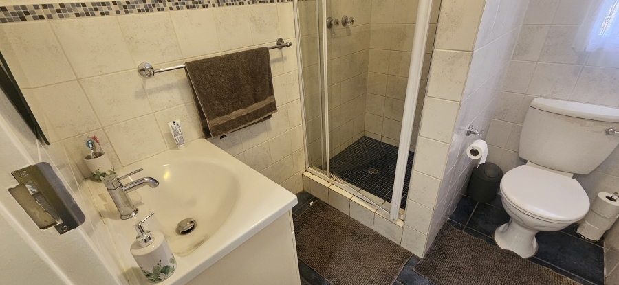 2 Bedroom Property for Sale in New Redruth Gauteng