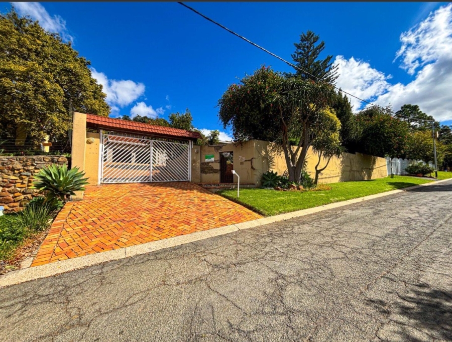 4 Bedroom Property for Sale in Kibler Park Gauteng