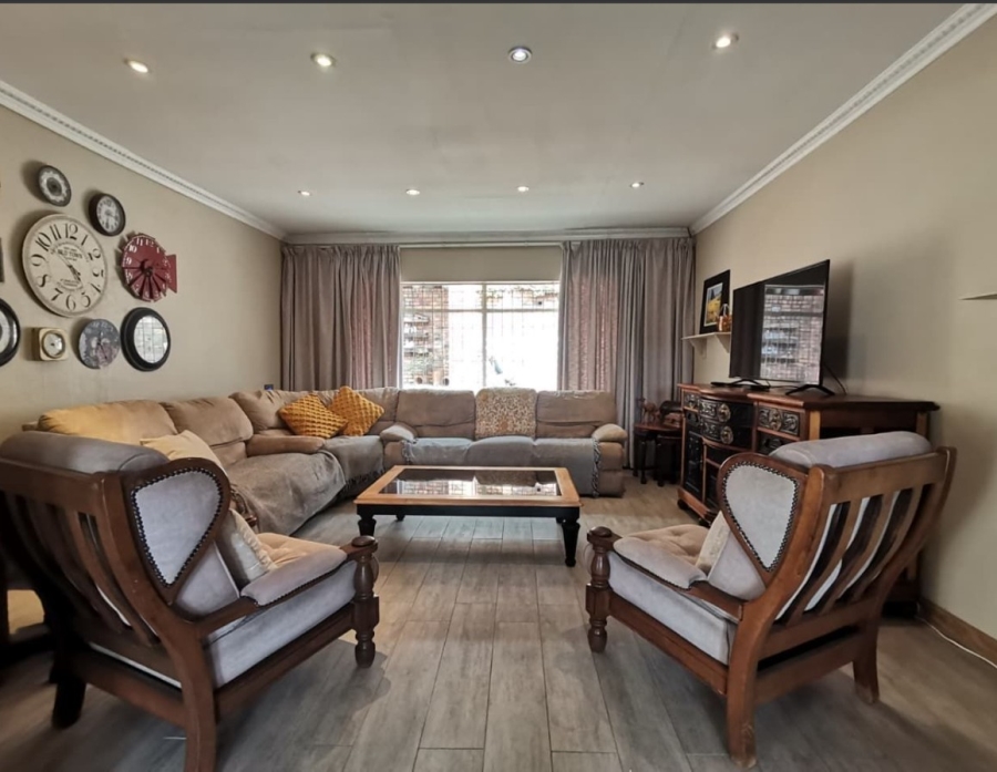 4 Bedroom Property for Sale in Kibler Park Gauteng