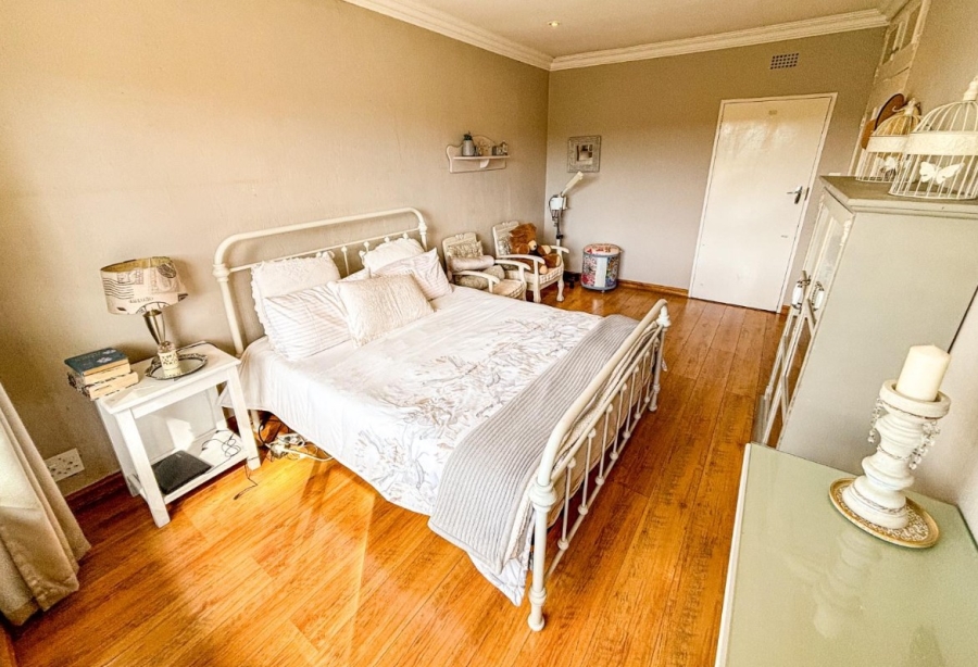 4 Bedroom Property for Sale in Kibler Park Gauteng