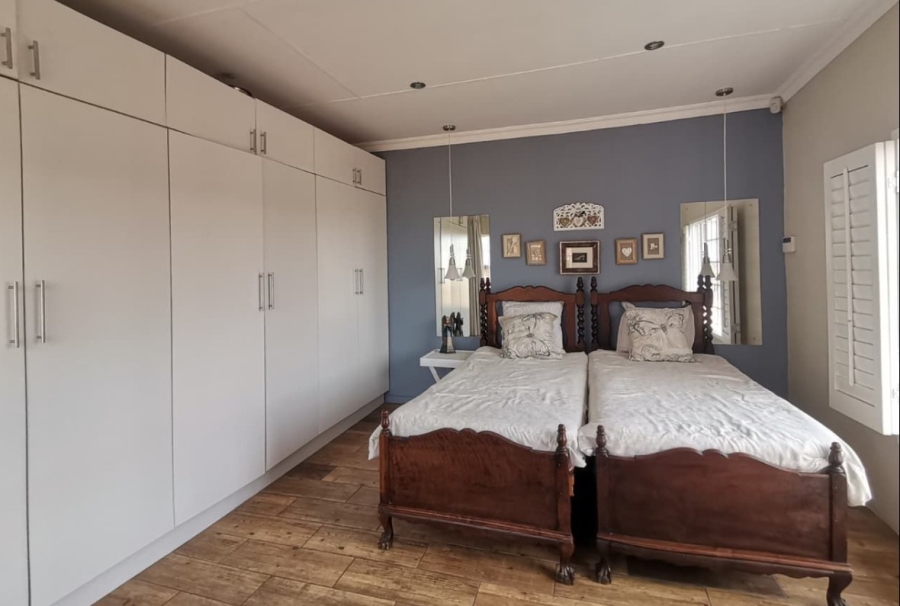 4 Bedroom Property for Sale in Kibler Park Gauteng