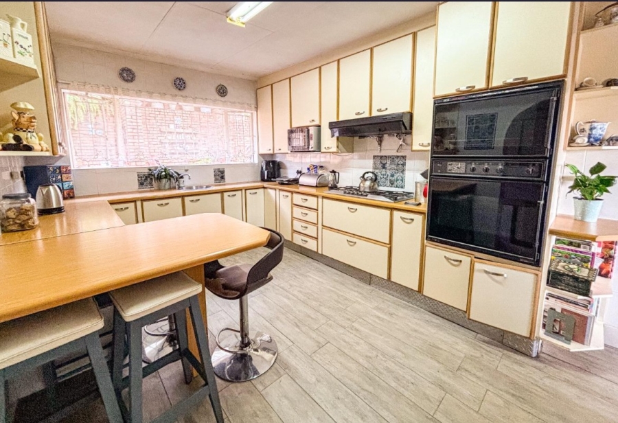4 Bedroom Property for Sale in Kibler Park Gauteng