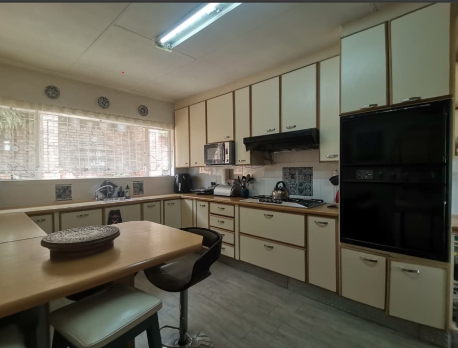 4 Bedroom Property for Sale in Kibler Park Gauteng