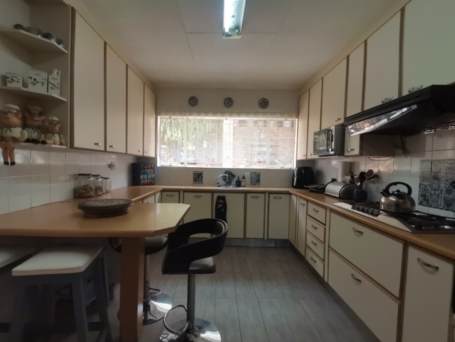 4 Bedroom Property for Sale in Kibler Park Gauteng