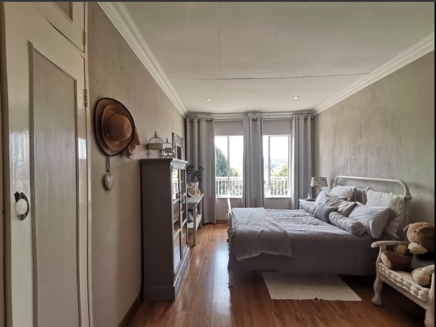 4 Bedroom Property for Sale in Kibler Park Gauteng