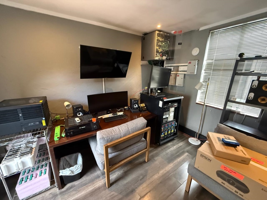 Commercial Property for Sale in Ferndale Gauteng