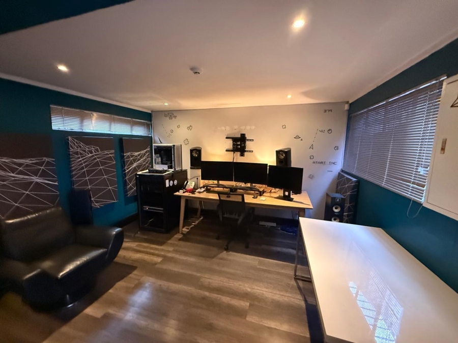 Commercial Property for Sale in Ferndale Gauteng
