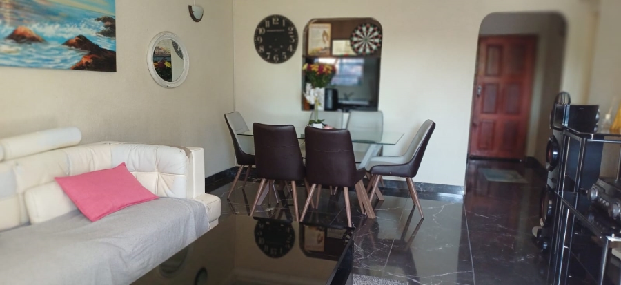 2 Bedroom Property for Sale in Blackheath Gauteng