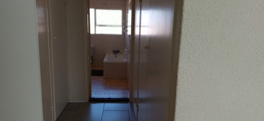 2 Bedroom Property for Sale in Blackheath Gauteng