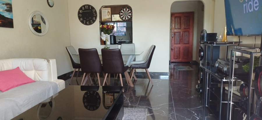 2 Bedroom Property for Sale in Blackheath Gauteng