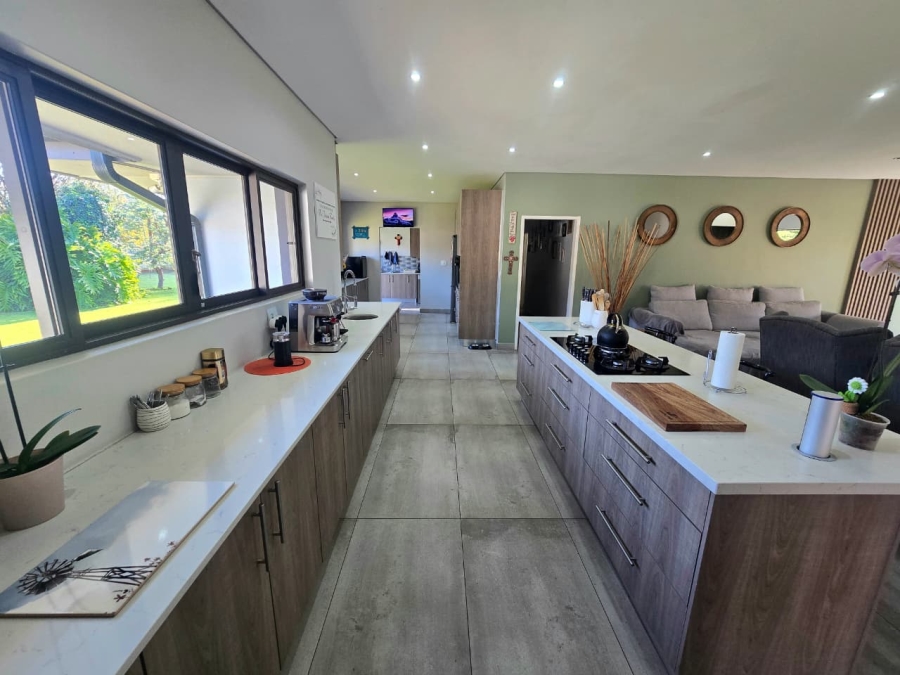 5 Bedroom Property for Sale in Three Rivers Gauteng