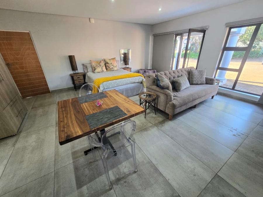 5 Bedroom Property for Sale in Three Rivers Gauteng