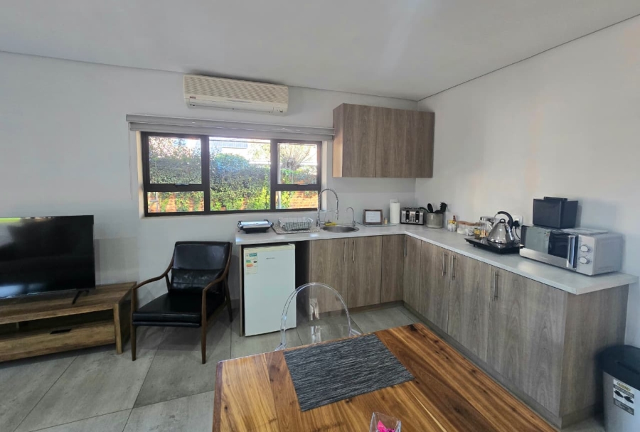5 Bedroom Property for Sale in Three Rivers Gauteng
