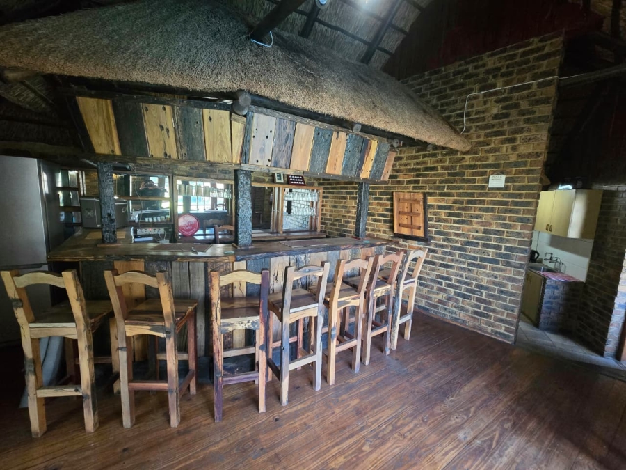 5 Bedroom Property for Sale in Three Rivers Gauteng
