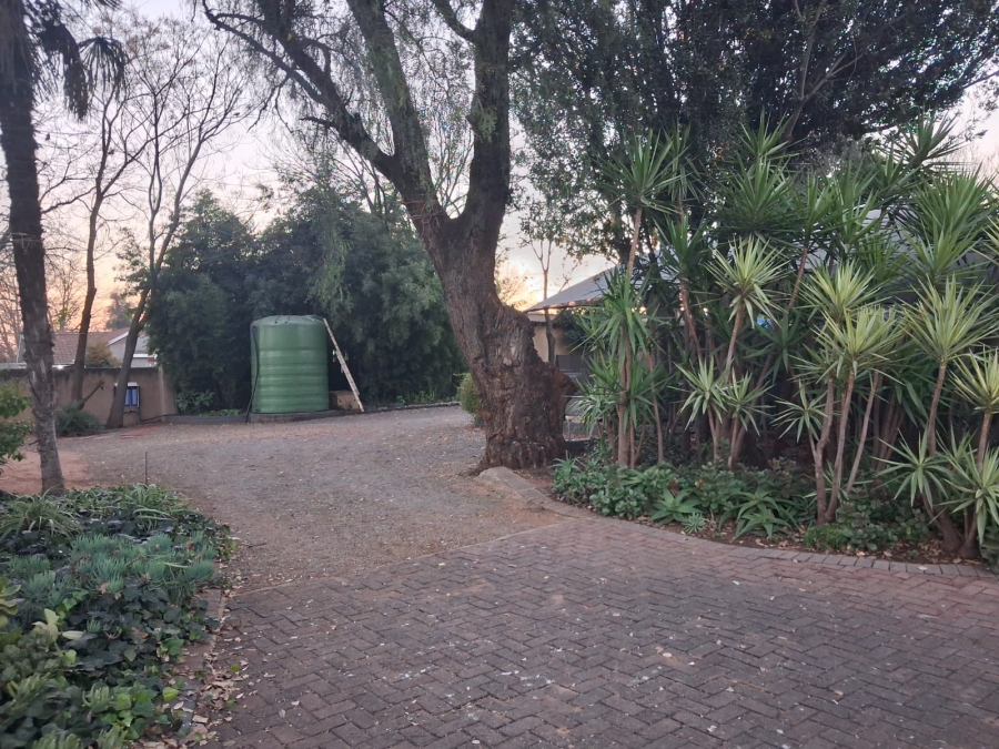 5 Bedroom Property for Sale in Three Rivers Gauteng