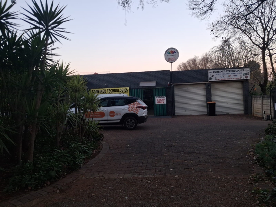 5 Bedroom Property for Sale in Three Rivers Gauteng