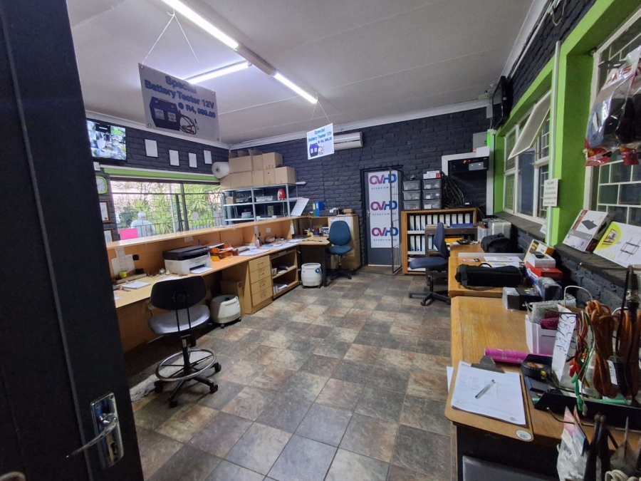 5 Bedroom Property for Sale in Three Rivers Gauteng