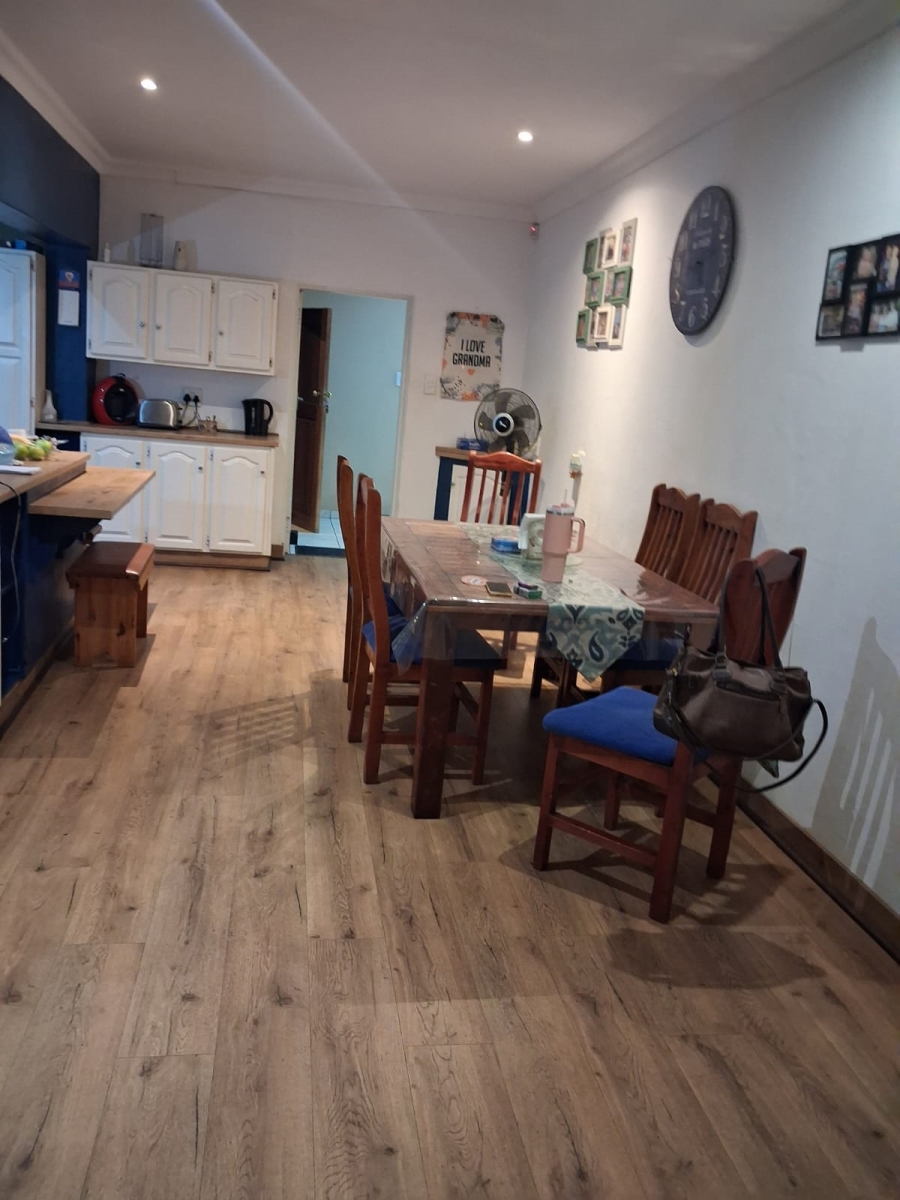 5 Bedroom Property for Sale in Three Rivers Gauteng