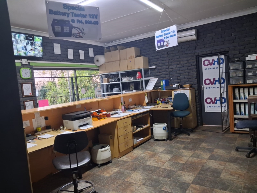 5 Bedroom Property for Sale in Three Rivers Gauteng