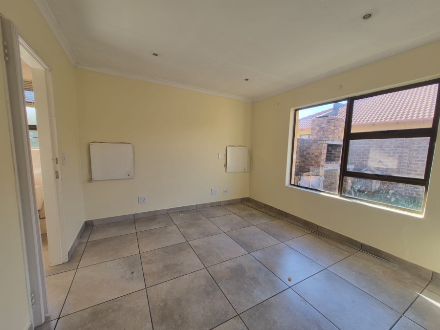 3 Bedroom Property for Sale in Parkrand Gauteng