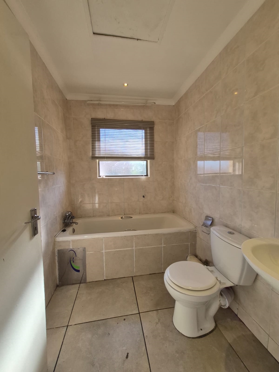 3 Bedroom Property for Sale in Parkrand Gauteng