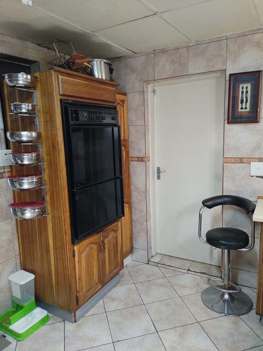 4 Bedroom Property for Sale in Bakerton Gauteng