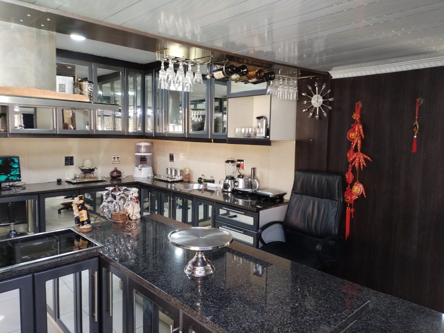 4 Bedroom Property for Sale in Bakerton Gauteng