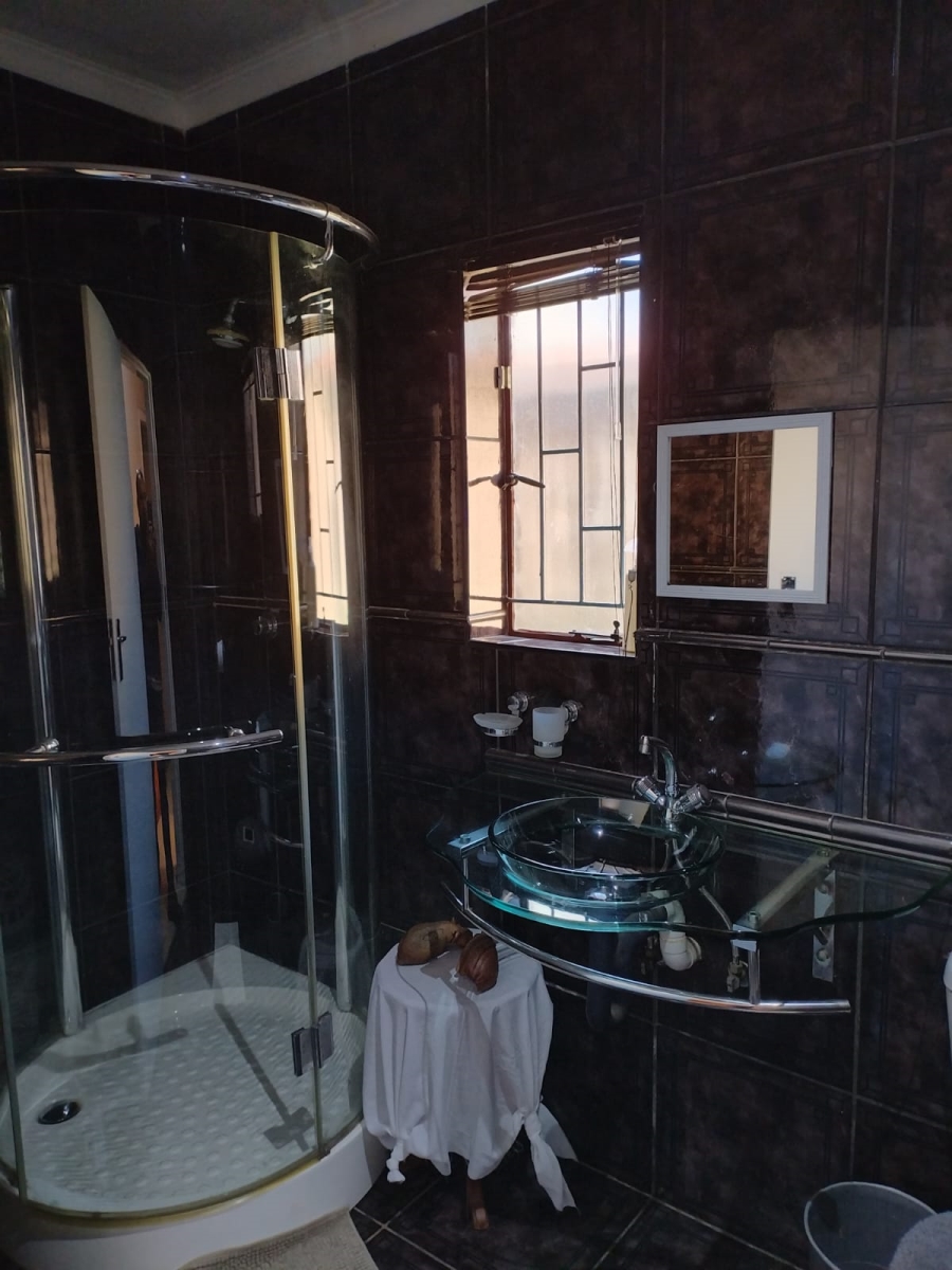 4 Bedroom Property for Sale in Bakerton Gauteng