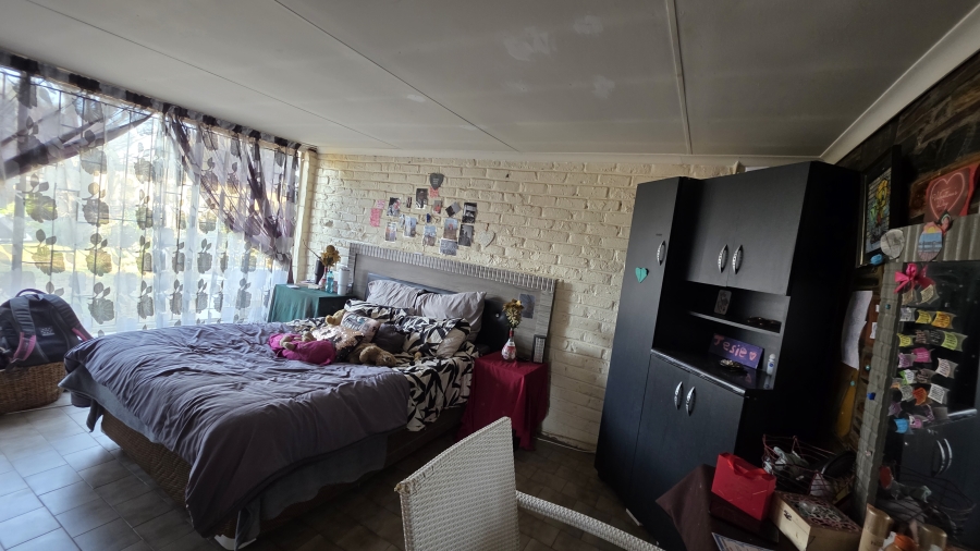 3 Bedroom Property for Sale in Ferryvale Gauteng