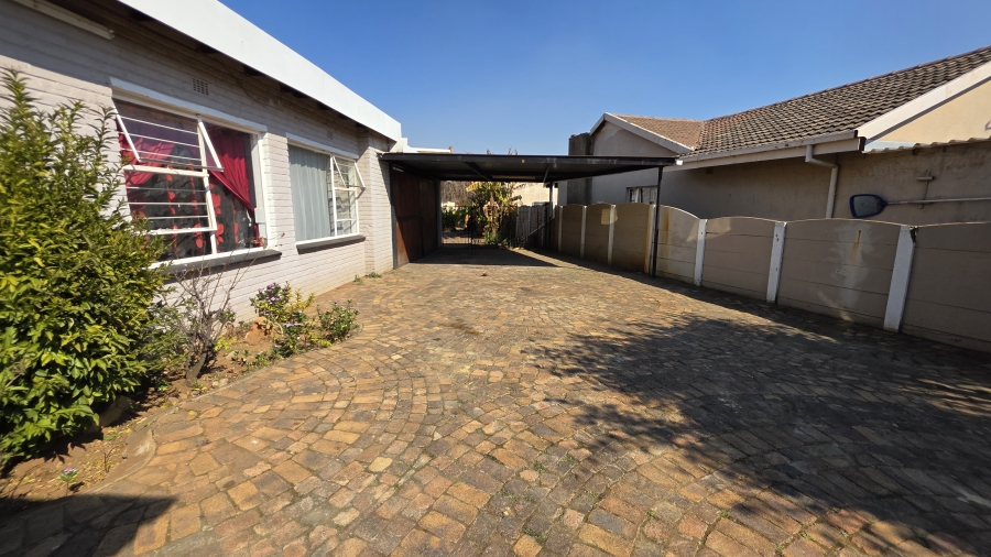 3 Bedroom Property for Sale in Ferryvale Gauteng