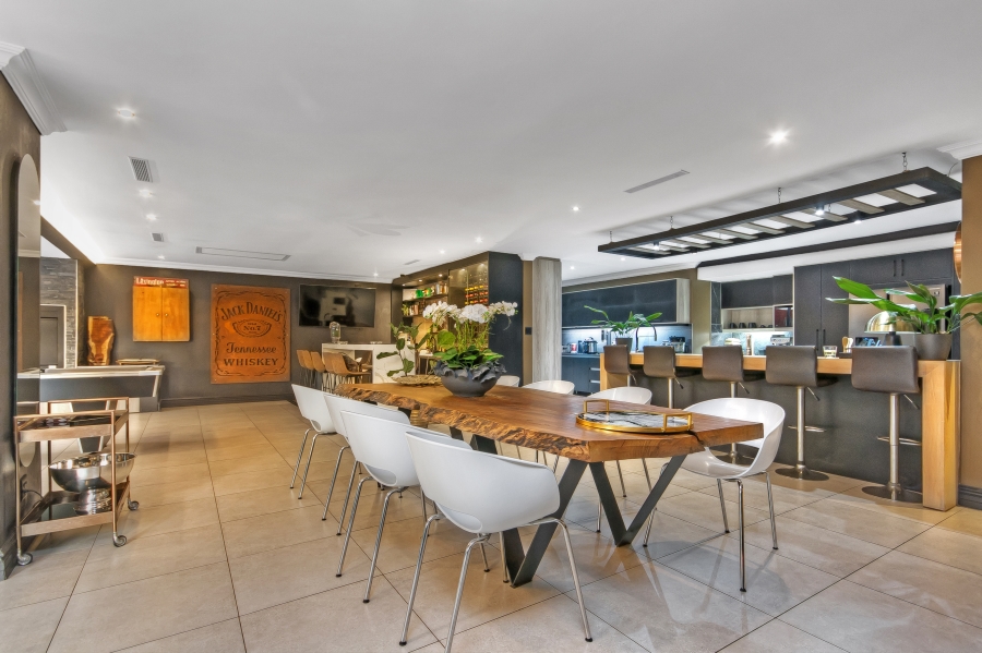To Let 3 Bedroom Property for Rent in Sandown Estate Gauteng